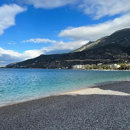 Beachfront Promenade ルートラキ