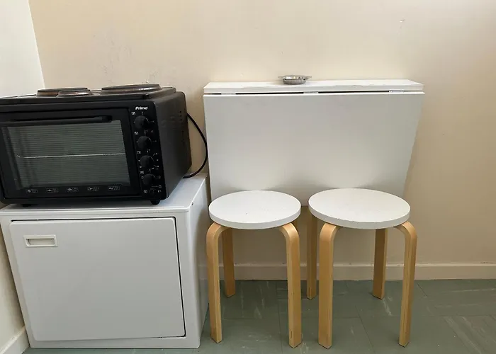 Beachfront Promenade Apartamento Loutráki